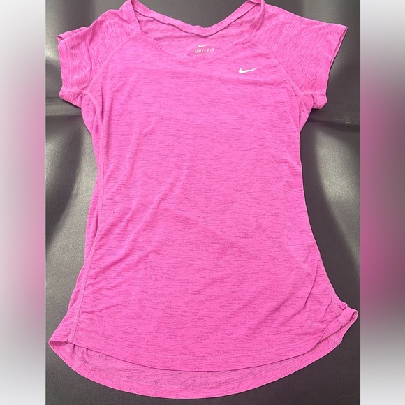 Women’s Pink Nike Dri-fit Athletic Shirt Short Sleeve Size S - Picture 1 of 2